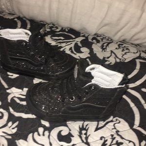 TODD VANS small zipper backs 4.5 $15